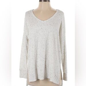 American eagle oversized long sleeved sweater